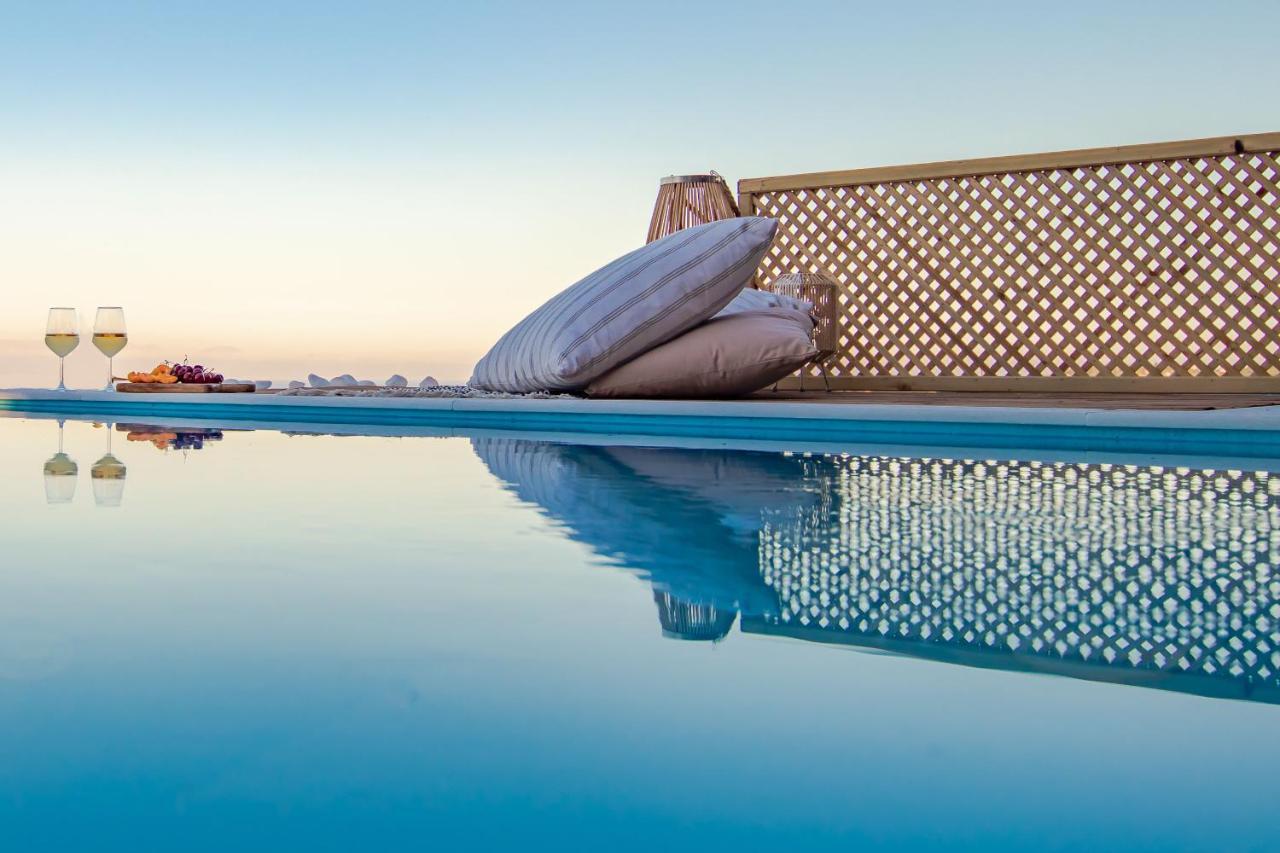 Georgianna'S Suite With Private Pool , 'Greysuite' Kompoi ภายนอก รูปภาพ